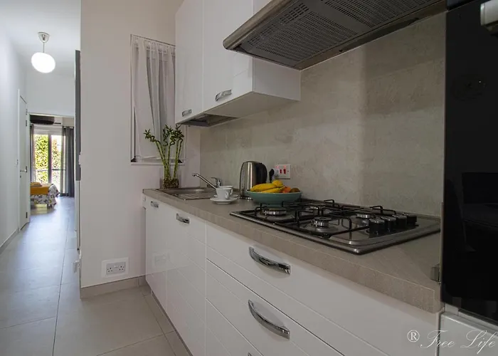 Waterfront Cosy 3 By Ghajnsielem Gozo Daire